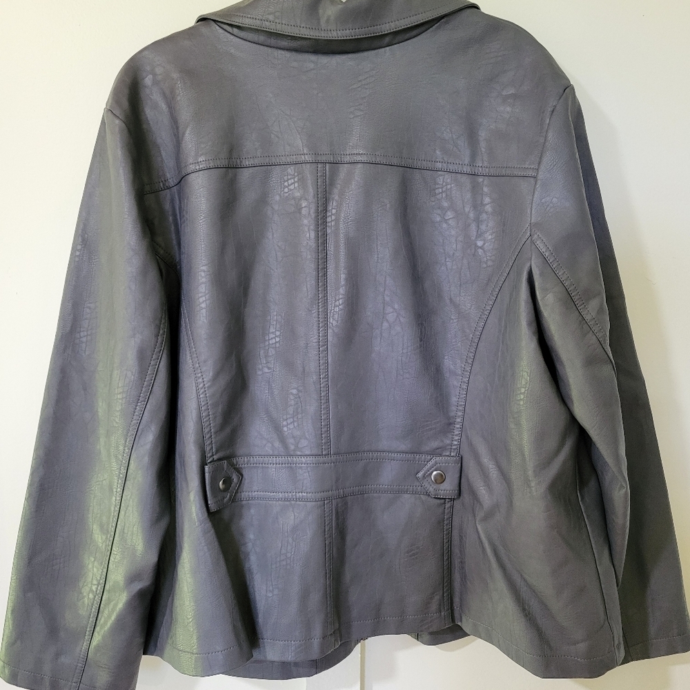 Alfani Gray Leather Jacket with Collared Neckline and Relaxed Fit - Picture 8 of 13